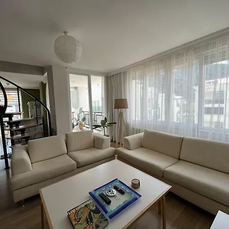 Konyaalti Sarisu 3+1 Dubleks Apartment
