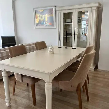 Apartment Konyaalti Sarisu 3+1 Dubleks *